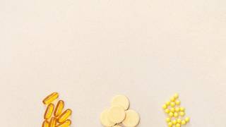 El médico gastroenterólogo Facundo Pereyra durante una entrevista sobre salud y nutrición.