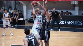 Vista del estadio Raúl Argentino Ortíz, sede del partido entre Regatas Corrientes y Ciclista Olímpico.