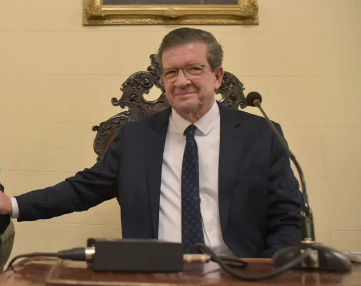El vicegobernador de Corrientes, Pedro Braillard Poccard, durante una entrevista.