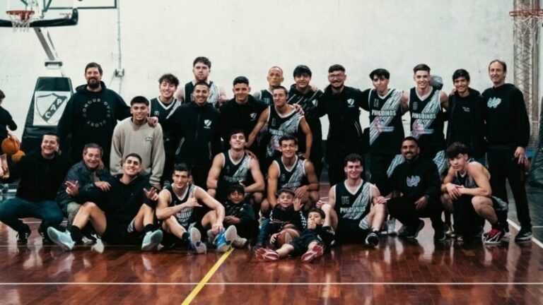 Partido de básquetbol de la ABCC en Corrientes