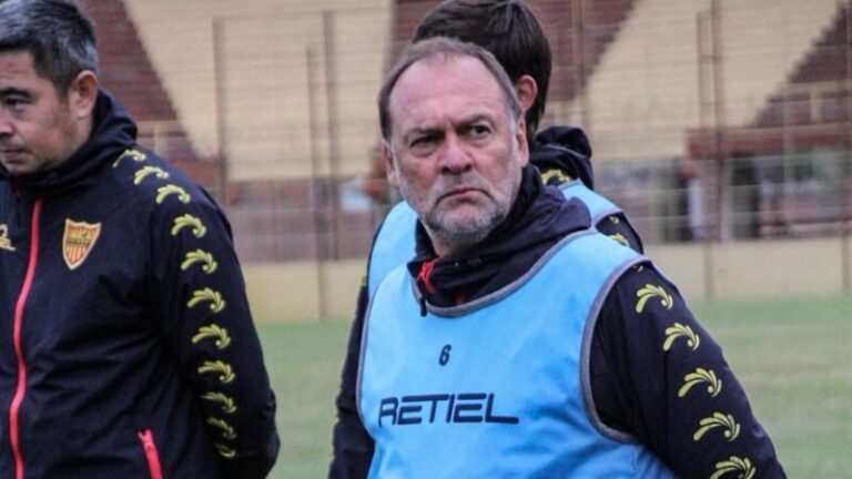 Alberto Boggio, nuevo director técnico interino de Boca Unidos