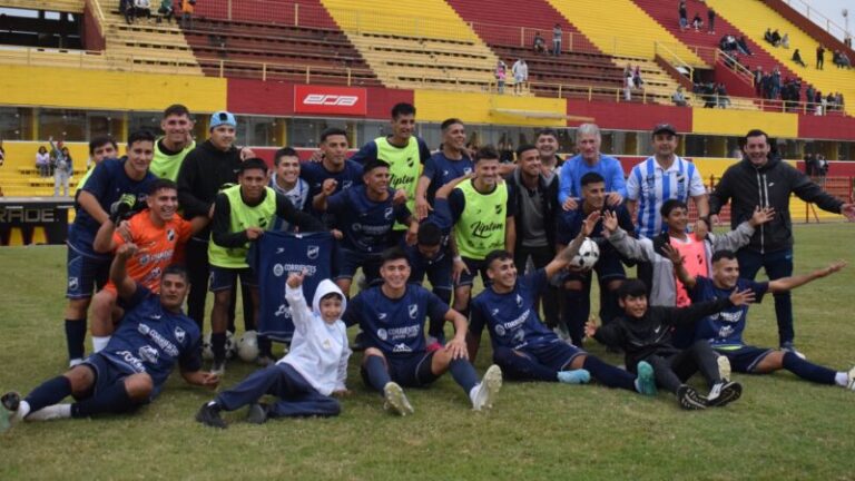 Partido de fútbol del torneo Provincial de Clubes en Corrientes