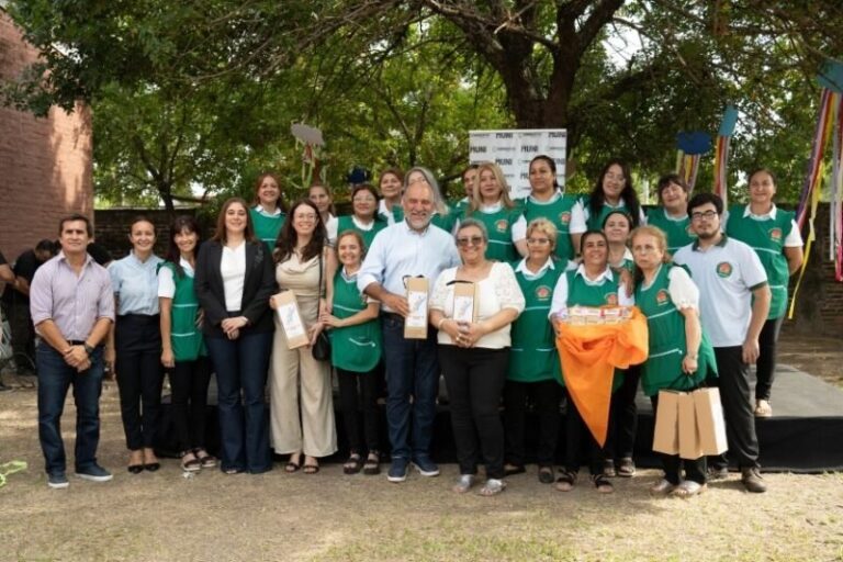 Maestra jardinera en un Centro de Desarrollo Infantil de Corrientes