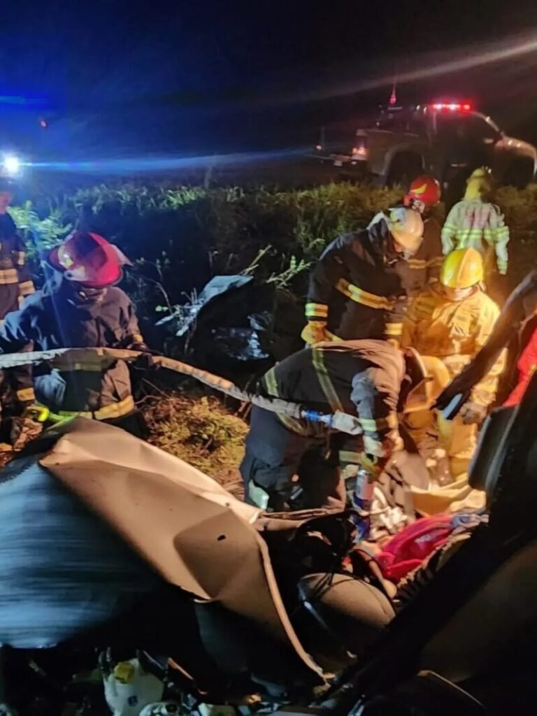 Vehículos involucrados en el siniestro vial en la Ruta Nacional 118 en Tatacuá