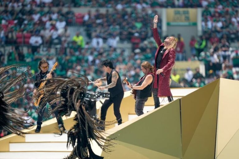 Estadio Azteca durante la ceremonia inaugural del Mundial 2026