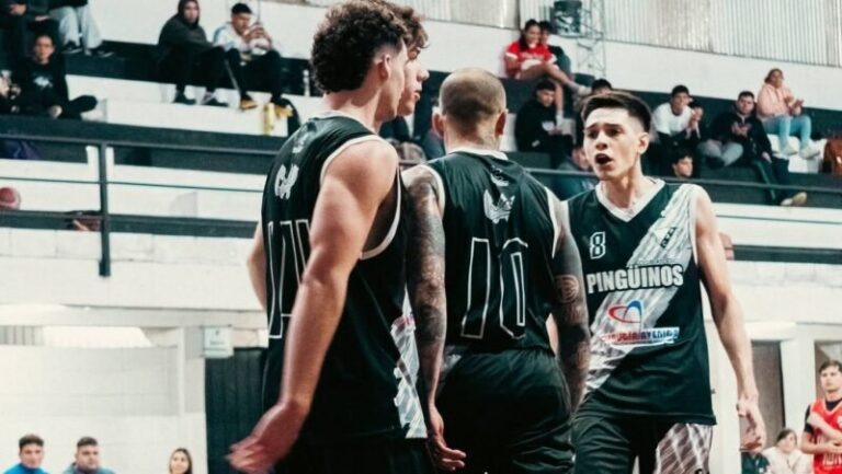 Partido de básquetbol del Torneo Pretemporada capitalino