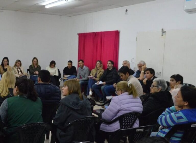 Reunión preparatoria del Concejo Deliberante en Molina Punta