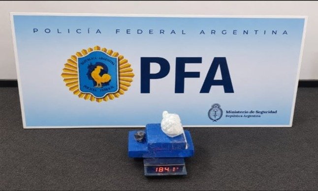 Operativo policial en Goya con droga y dinero secuestrados
