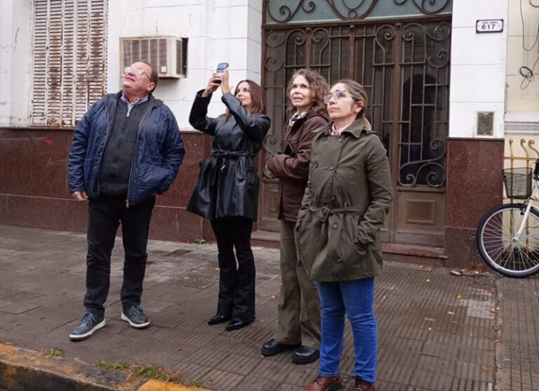 Lourdes Sánchez y Patricia Mariño recorren el Teatro Solari de Goya