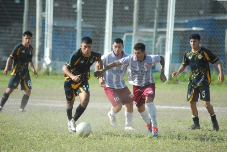 Partido de fútbol del torneo Oficial de la Liga Correntina