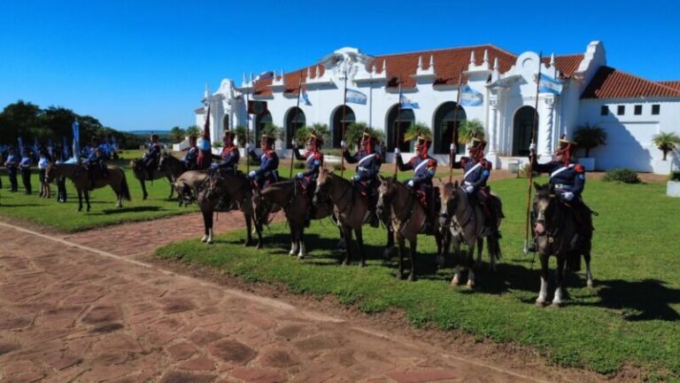 Acto central en Yapeyú por el aniversario del fallecimiento del General San Martín