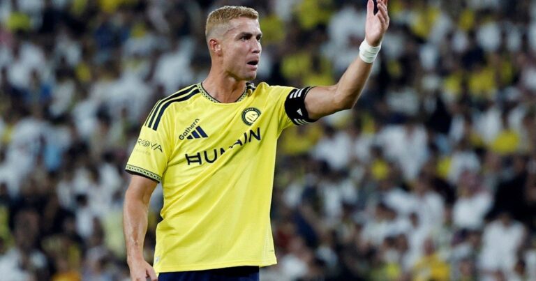 Cristiano Ronaldo celebrando un gol con la camiseta de Al Nassr