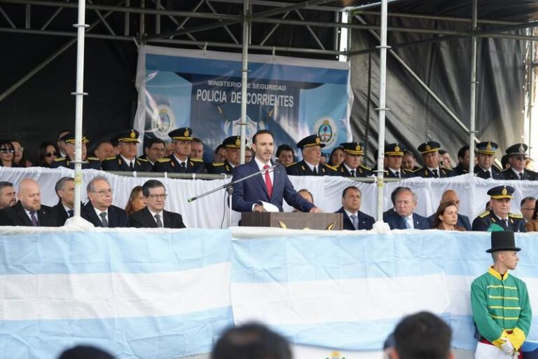 Acto por el 55° aniversario de la Policía de Corrientes en Costanera Sur