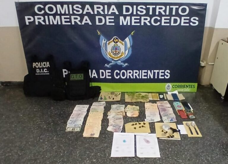 Operativo policial en Mercedes, Corrientes, durante allanamientos por venta de drogas