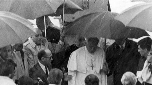 Papa León XIV durante una ceremonia religiosa