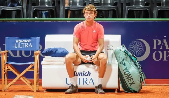 Carlos María Zarate en el torneo ITF M25 de Londrina