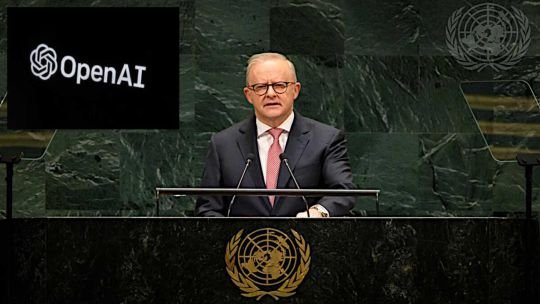 Representación de un agente de inteligencia artificial accediendo a un servidor