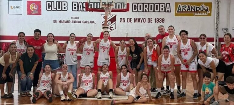 Partido de básquet femenino de la Liga Provincial de Mayores