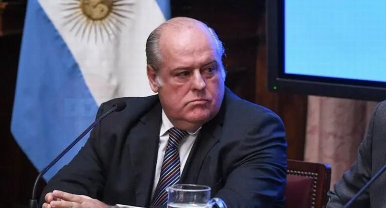 Gustavo Fresneda, juez federal, durante una disertación en la Facultad de Derecho