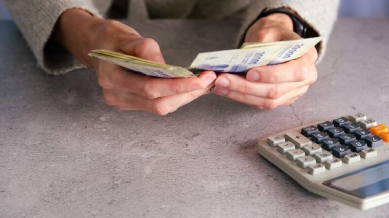 Documento oficial de la Resolución 4/2026 sobre el salario mínimo