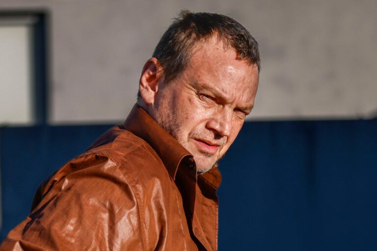 Guillermo Pfening en una escena de la película Romeo y Ofelia
