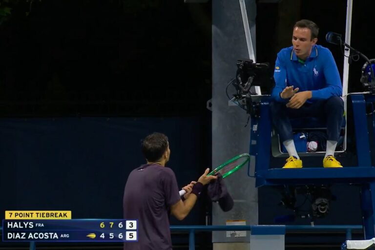 Facundo Díaz Acosta durante su partido contra Quentin Halys en el US Open