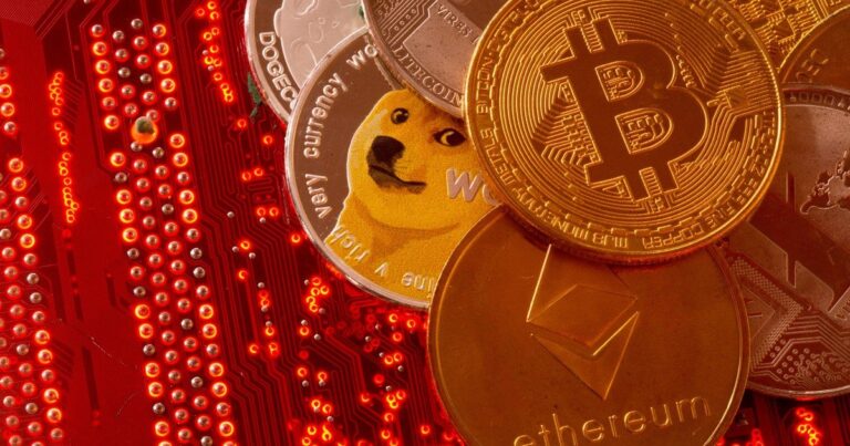 Representación gráfica del Bitcoin con su símbolo y cotización