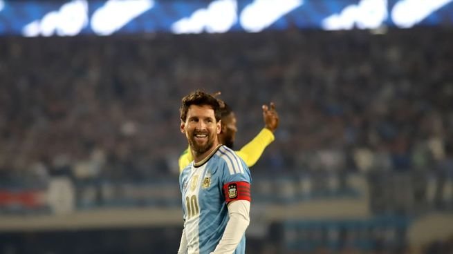 Lionel Messi durante su último partido con la Selección argentina en el estadio Monumental