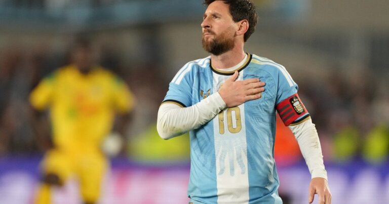 Lionel Messi durante un partido de fútbol